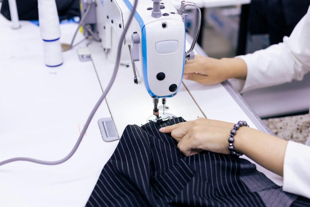 Step-by-Step Guide on How to Design Fashion Clothes in 2024